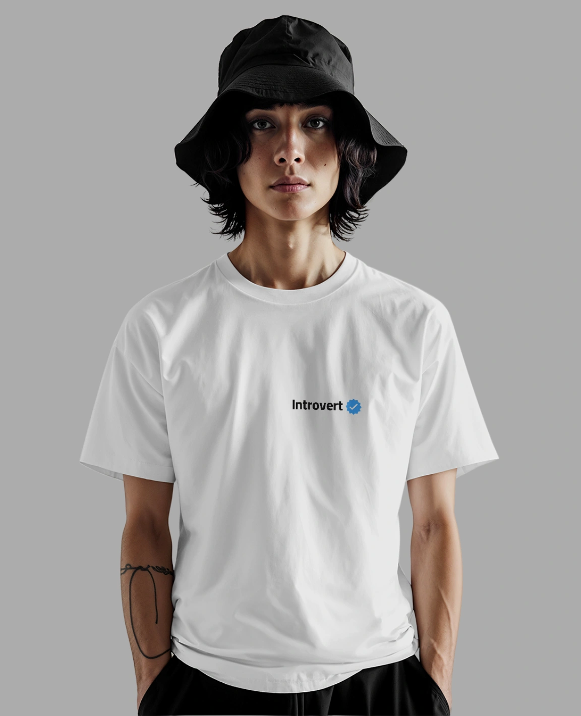 تیشرت Introvert (درونگرا)